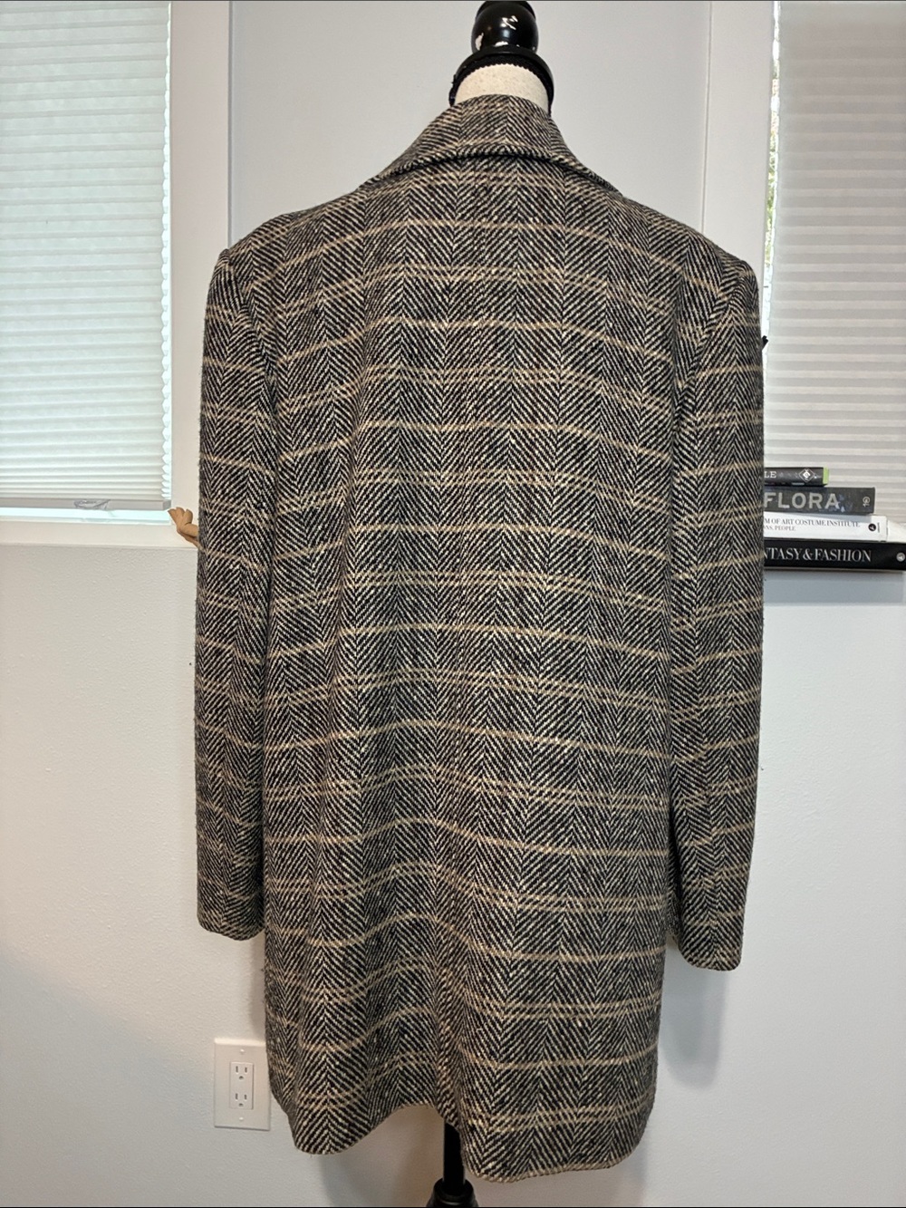 Pendleton Double-Breasted Coat - Picture 6 of 9